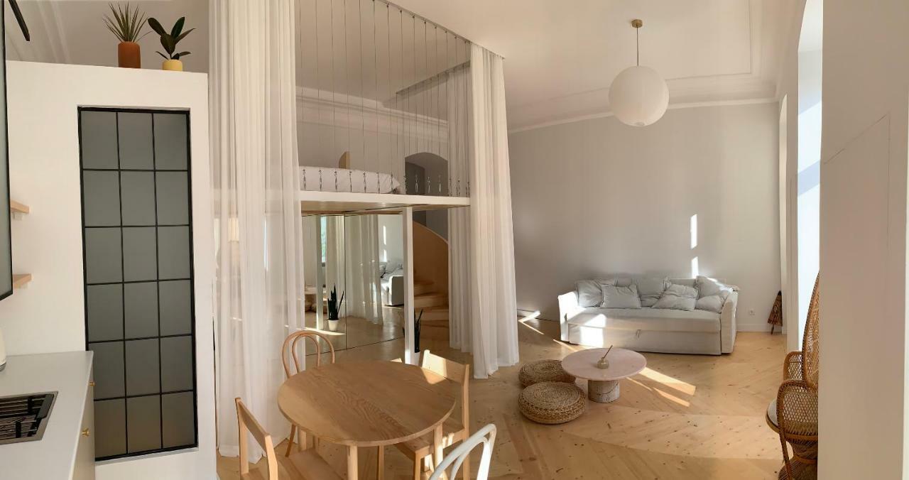 Appartamento Studio in Central Tbilisi Esterno foto